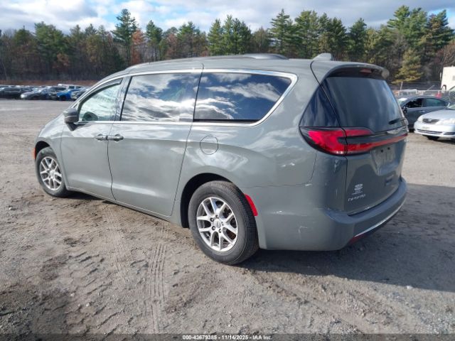 Chrysler Pacifica Touring L Image 5