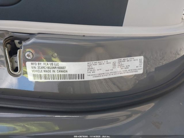 Chrysler Pacifica Touring L Image 8