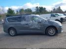 Chrysler Pacifica Touring L Image 12