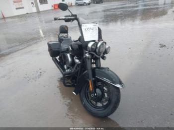  Salvage Harley-Davidson Flhc