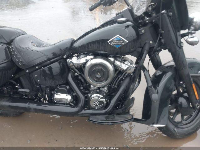 Harley-Davidson Flhc Image 11