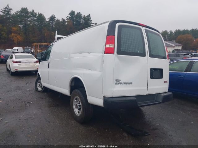GMC Savana Work Van Image 2