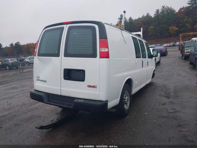 GMC Savana Work Van Image 5
