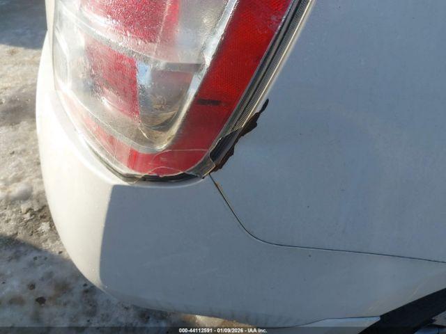 Nissan Sentra 2.0 S Image 6