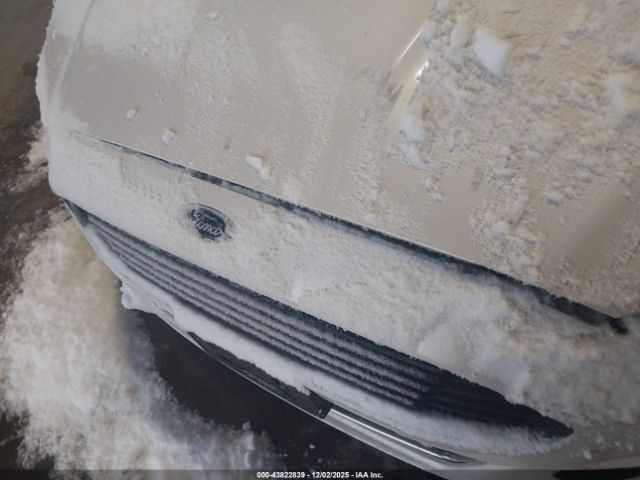 Ford Fusion Se Image 11