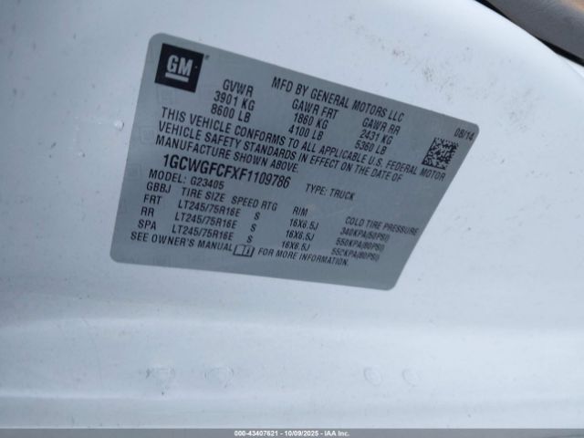 Chevrolet Express Work Van Image 6