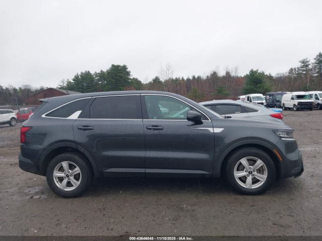 Kia Sorento Lx Image 4