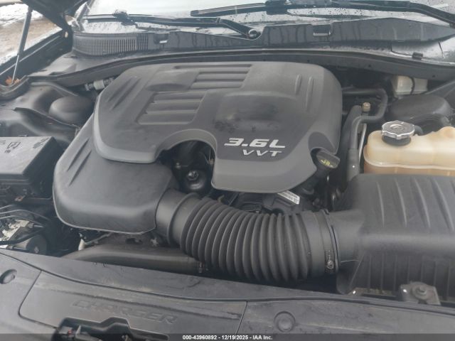 Dodge Charger Sxt Image 6