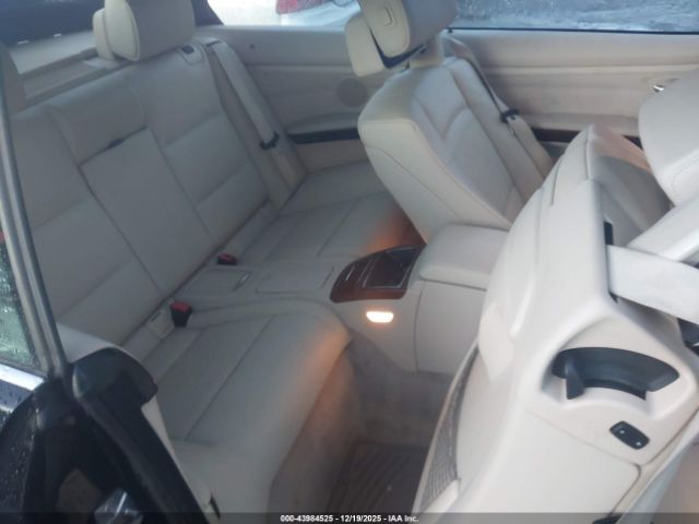 BMW 3 Series Image 11