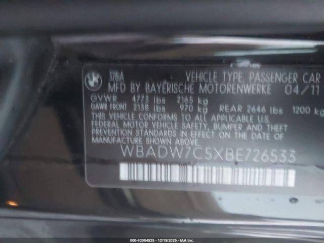 BMW 3 Series Image 12