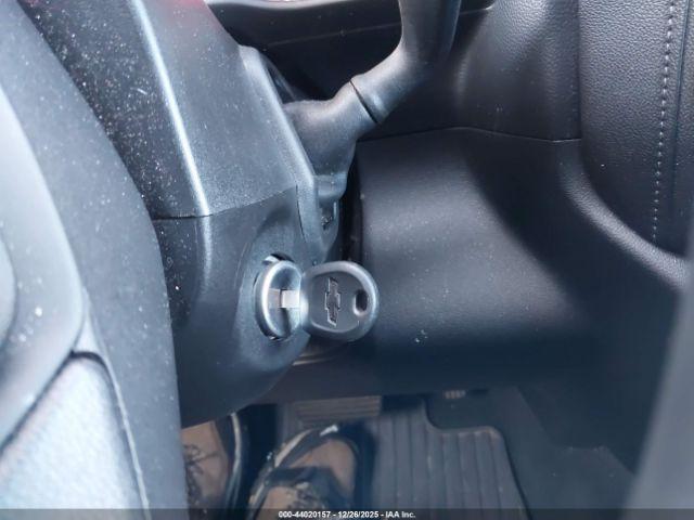 Chevrolet Silverado 1500 4wd  Standard Bed Lt Image 9