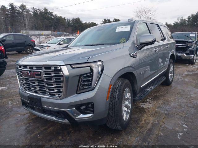 GMC Yukon 4wd Denali Image 7